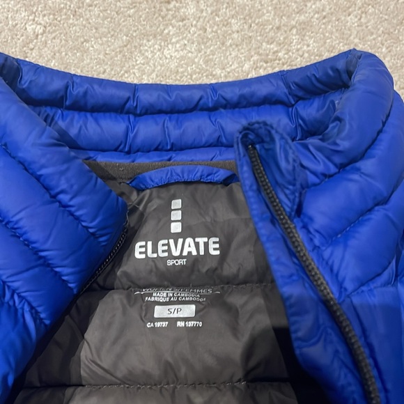 Elevate down jacket - Picture 2 of 3